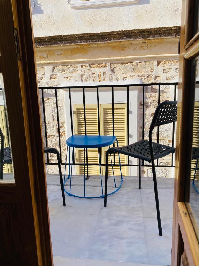 Homdwell Fine Living 2 Apartment Ermoupoli Exterior photo